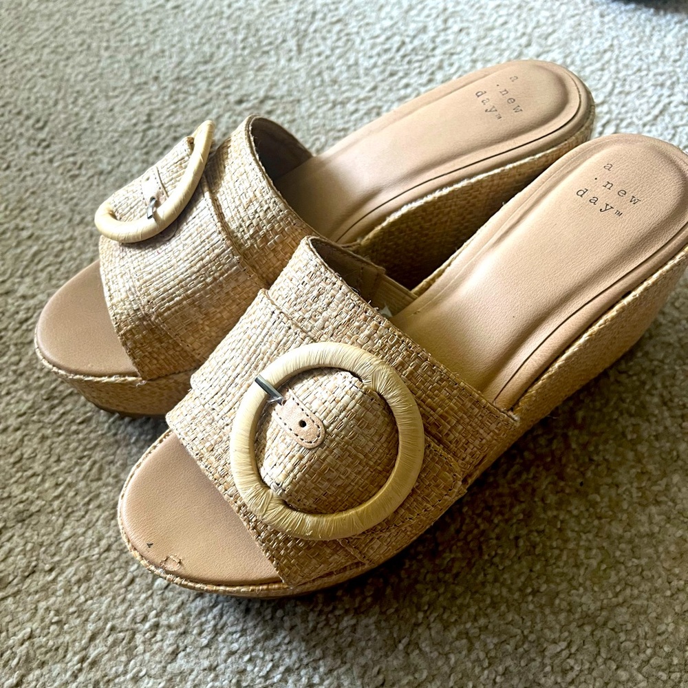 A new day platform sandal